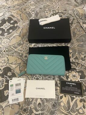 CHANEL Teal Chevron iridescent Zip Wallet with Gold CC Hardware